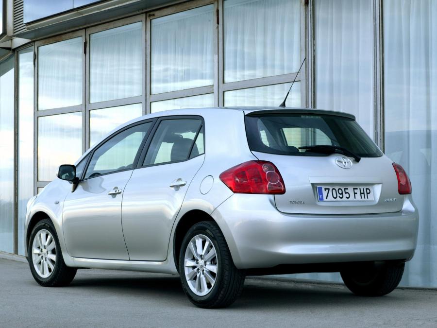  Toyota Auris 5-Door 2007 года  (фото 24 из 30)